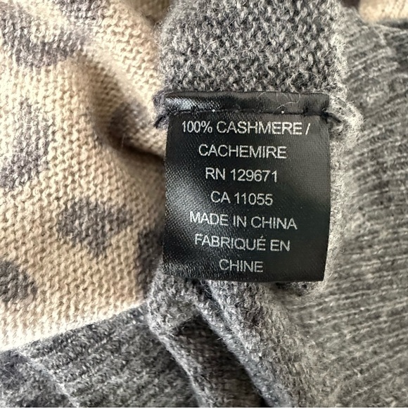 360 Cashmere Leopard Print Sweater. Size XS - Picture 11 of 12